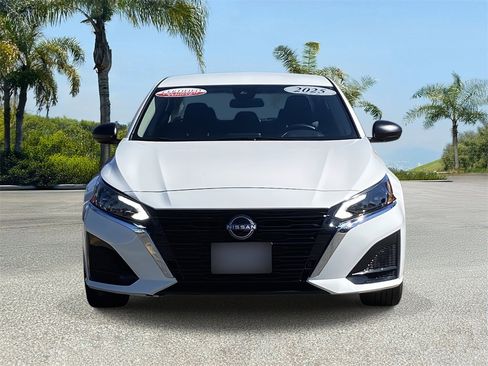 Certified 2025 Nissan Altima 2.5 S image 6