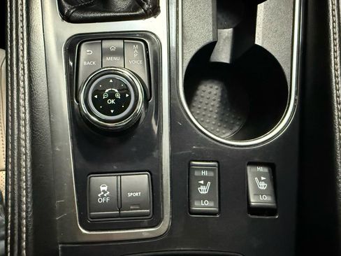 Used 2019 Nissan Maxima 3.5 SV w/ Illumination Package FWD image 34