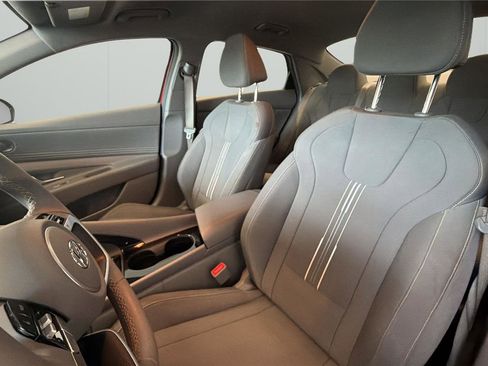 Certified 2023 Hyundai Elantra SEL w/ Convenience Package FWD image 10
