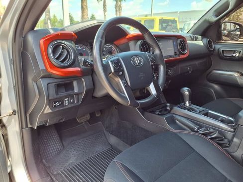 Used 2019 Toyota Tacoma TRD Sport w/ Technology Package RWD image 19