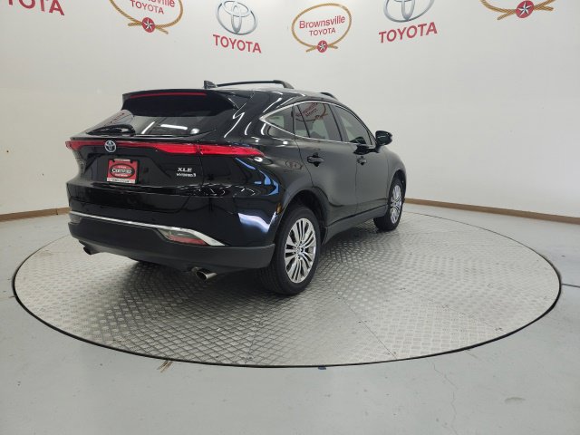 Used 2022 Toyota Venza XLE AWD/4WD image 8