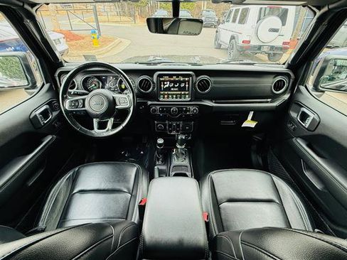 Used 2022 Jeep Wrangler Unlimited Sahara w/ Cold Weather Group image 21