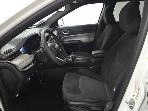 Used 2023 Jeep Compass Sport AWD/4WD image 5