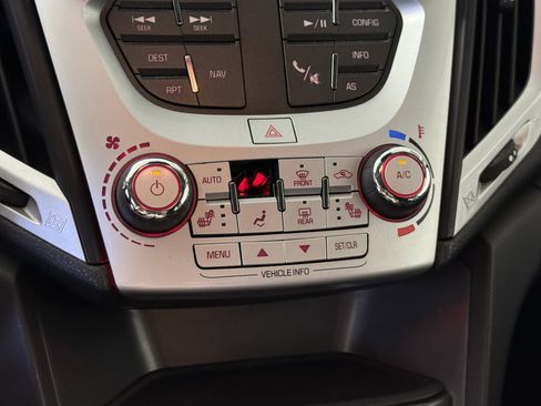 Used 2017 GMC Terrain SLE w/ Technology Package image 19