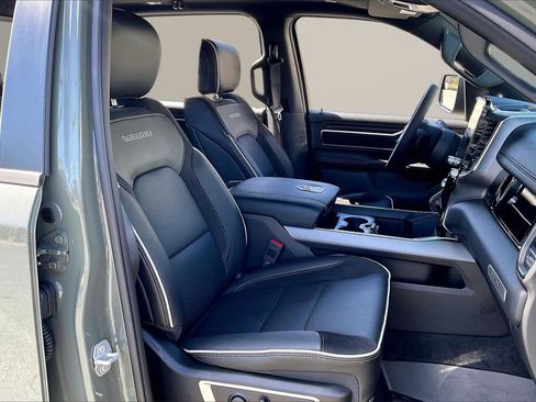 Used 2026 RAM 1500 Laramie w/ Night Edition image 25