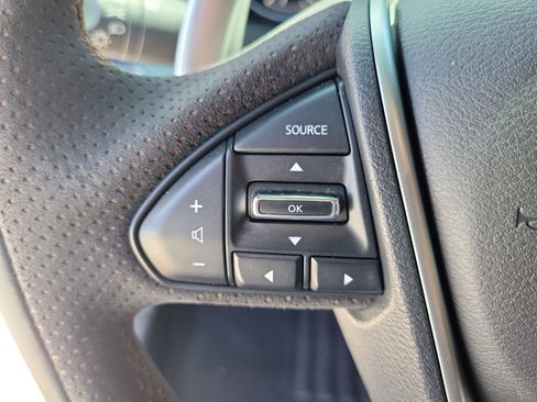 Used 2023 Nissan Maxima SR w/ Sport Mat Group FWD image 17