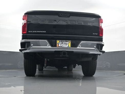 Used 2024 Chevrolet Silverado 2500 LTZ w/ LTZ Convenience Package AWD/4WD image 26