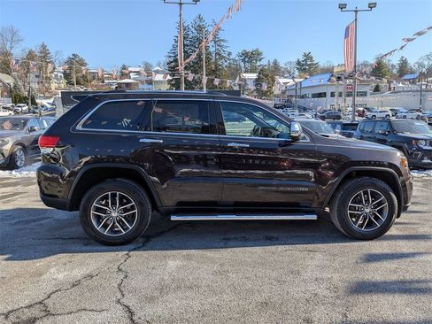 Used 2017 Jeep Grand Cherokee Limited image 5