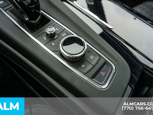Used 2024 Cadillac Escalade ESV V AWD/4WD image 63