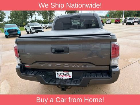 Used 2021 Toyota Tacoma TRD Off-Road w/ Technology Package AWD/4WD image 6
