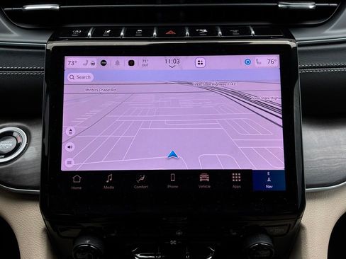 Used 2025 Jeep Grand Cherokee Limited RWD image 35