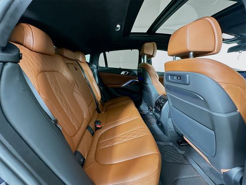 Used 2022 BMW X6 M50i w/ Executive Package image 29