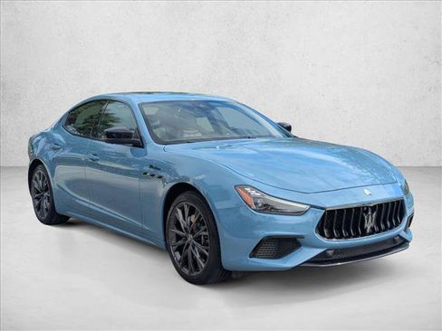 Used 2022 Maserati Ghibli Modena Q4 image 3