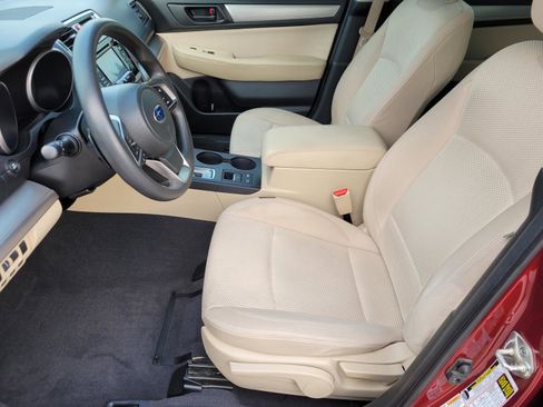 Used 2019 Subaru Outback 2.5i image 3