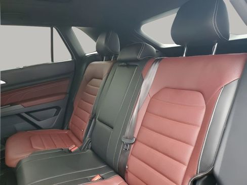 Used 2023 Volkswagen Atlas Cross Sport SEL Premium R-Line image 19