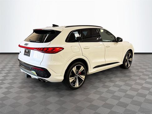 New 2026 Audi SQ5 Premium Plus AWD/4WD image 7