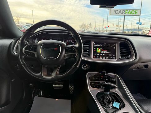 Used 2019 Dodge Challenger SXT w/ Plus Package image 23