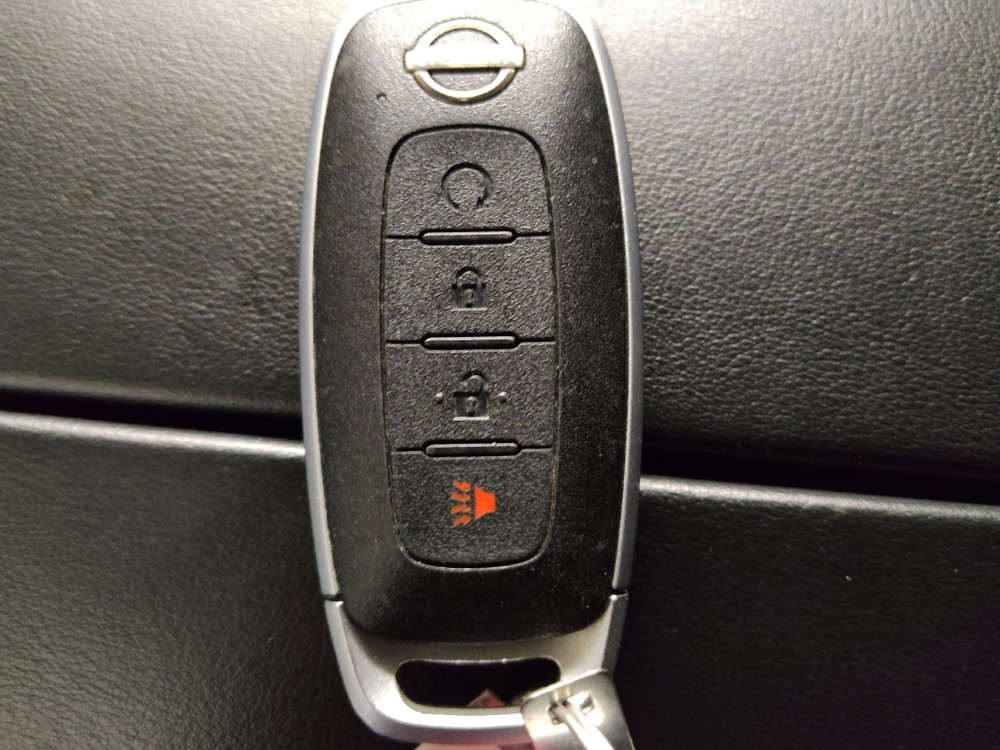 Used 2023 Nissan Rogue SV FWD image 32