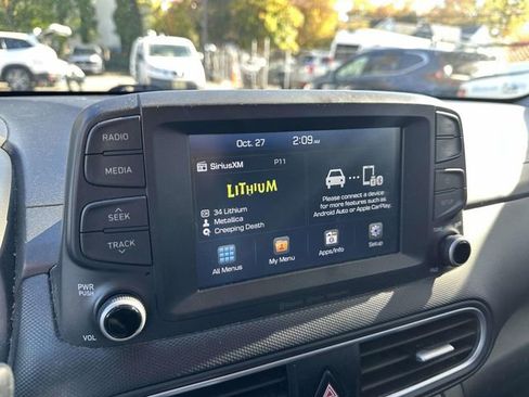 Used 2018 Hyundai Kona Limited image 22