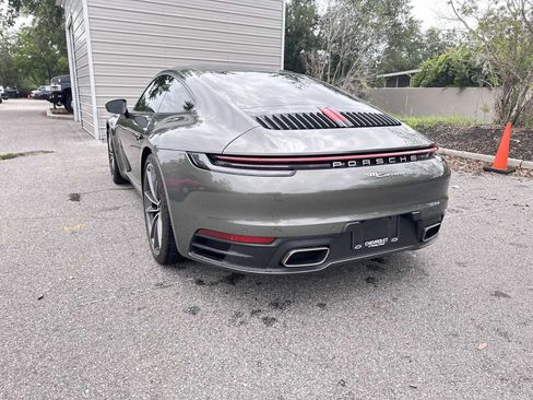 Used 2021 Porsche 911 Carrera RWD image 4