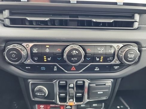 Used 2024 Jeep Wrangler Unlimited Rubicon 4xe w/ Convenience Group image 40