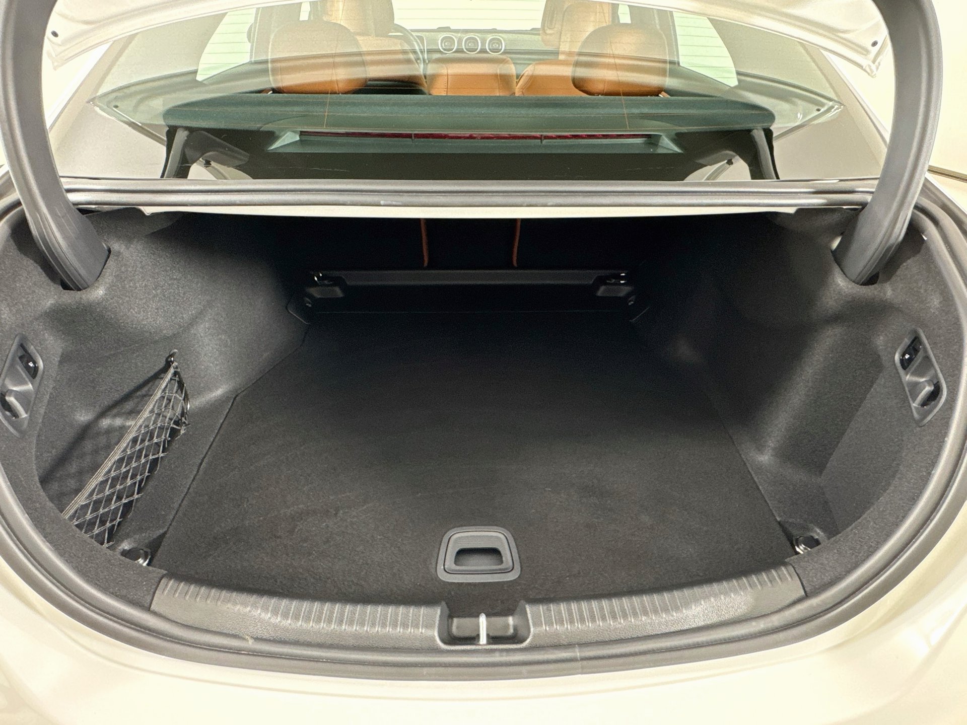Used 2025 Mercedes-Benz C 300 Sedan image 28