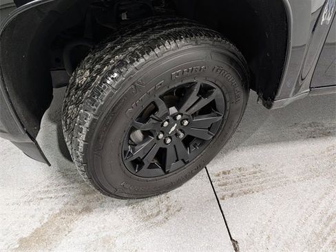 Used 2021 Chevrolet Colorado Z71 w/ Z71 Midnight Edition image 8