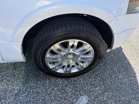 Used 2012 Ford Expedition EL Limited AWD/4WD image 6