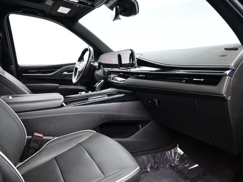 Used 2023 Cadillac Escalade Sport w/ LPO, ONYX Package image 12