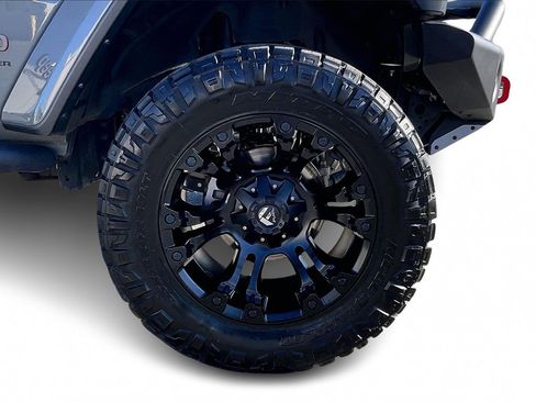 Certified 2023 Jeep Wrangler Unlimited Rubicon w/ LED Lighting Group image 32