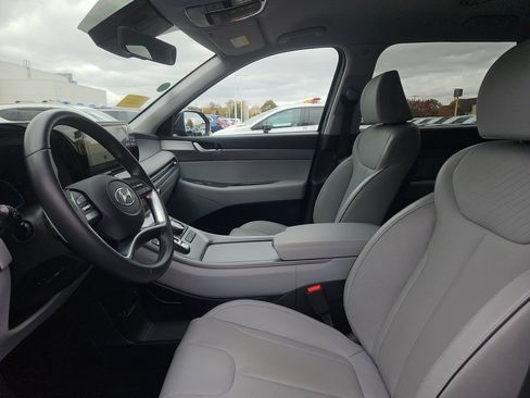 Used 2023 Hyundai Palisade SEL w/ Cargo Package image 29