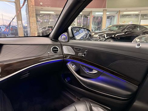 Used 2018 Mercedes-Benz Maybach S 560 4MATIC image 56