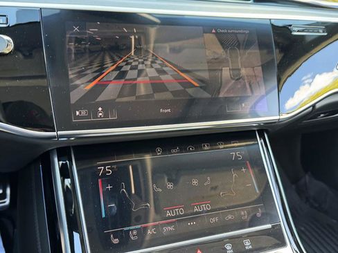 Used 2020 Audi S8 L image 26