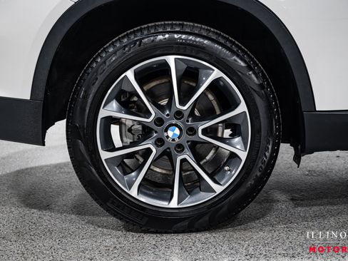 Used 2015 BMW X5 xDrive35d image 13