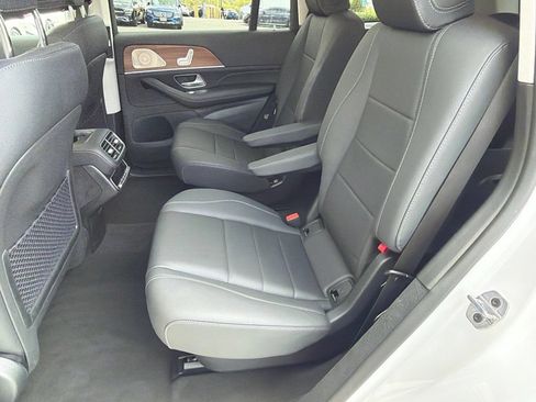 Certified 2026 Mercedes-Benz GLS 450 4MATIC image 35