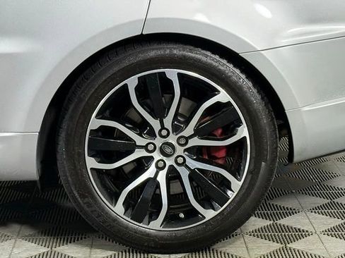 Used 2019 Land Rover Range Rover Sport Supercharged AWD/4WD image 15