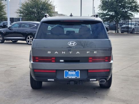 Used 2025 Hyundai Santa Fe SEL image 6