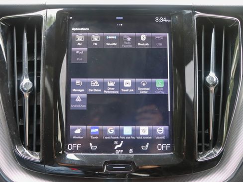 Used 2018 Volvo XC60 T5 R-Design w/ Convenience Package image 39