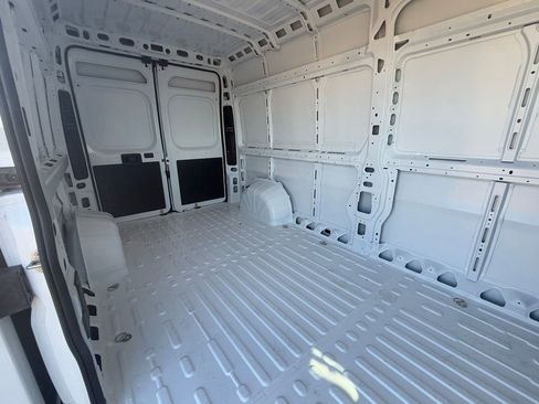 New 2026 RAM ProMaster 2500 w/ Convenience Group image 33
