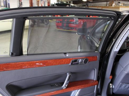 Used 2004 Volkswagen Phaeton V8 AWD/4WD image 33