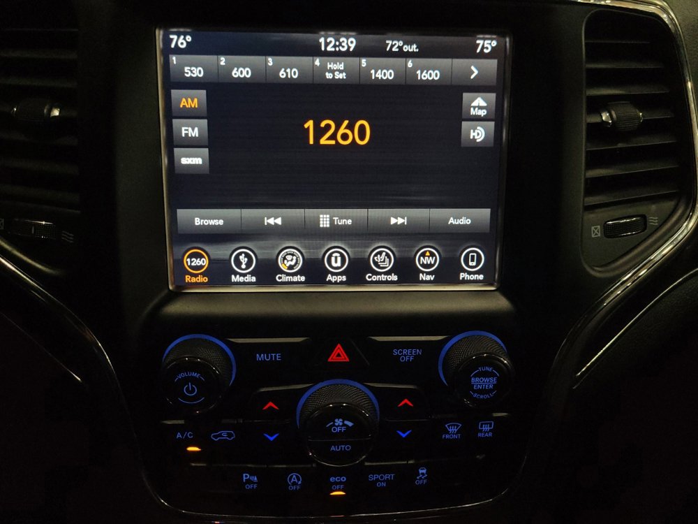 Used 2018 Jeep Grand Cherokee Limited AWD/4WD image 25