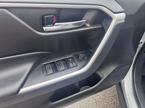 Used 2024 Toyota RAV4 XLE image 19