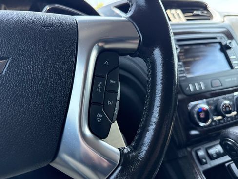 Used 2015 Chevrolet Traverse LT AWD/4WD image 21