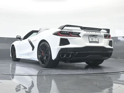 Used 2024 Chevrolet Corvette Stingray Convertible w/ Z51 Performance Package image 54