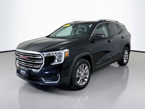 Used 2023 GMC Terrain SLT AWD/4WD image 4