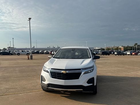 Used 2023 Chevrolet Equinox LS w/ LS Convenience Package FWD image 7