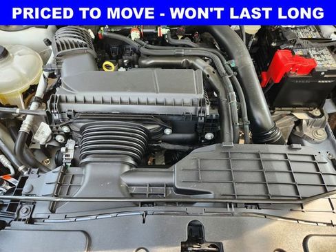 Used 2025 Ford Maverick XLT w/ Equipment Group 302A AWD/4WD image 31