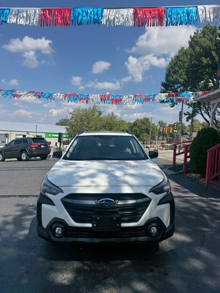 Used 2023 Subaru Outback Premium w/ Popular Package #1 AWD/4WD image 2