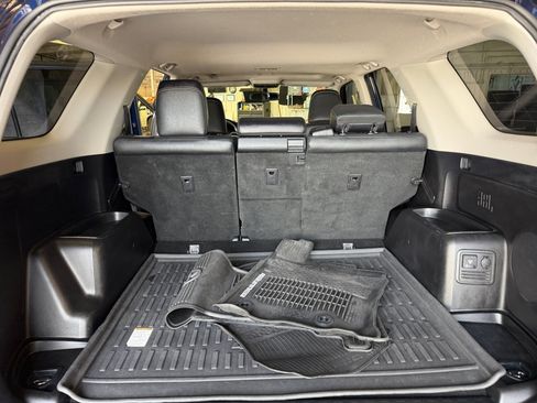 Used 2016 Toyota 4Runner Limited AWD/4WD image 19