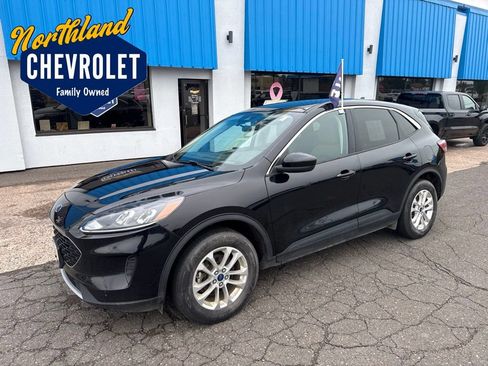 Used 2021 Ford Escape SE w/ Convenience Package AWD/4WD image 1